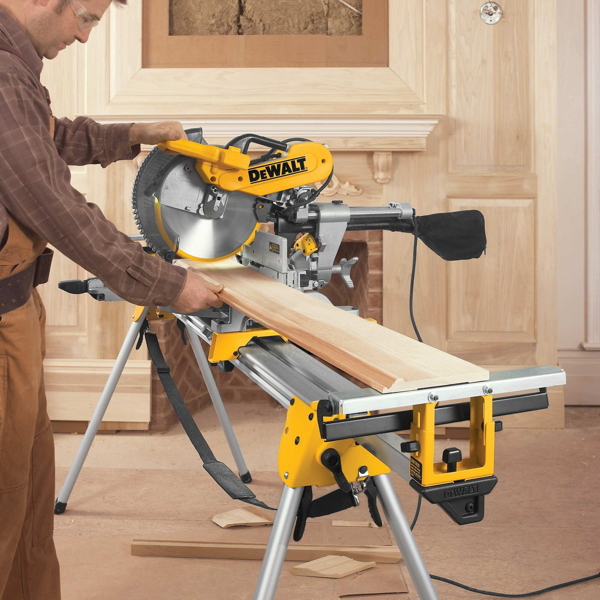 DWS780-QS - Dewalt DWS780-QS 305mm 1675W Kap- och geringssåg - Bild 11