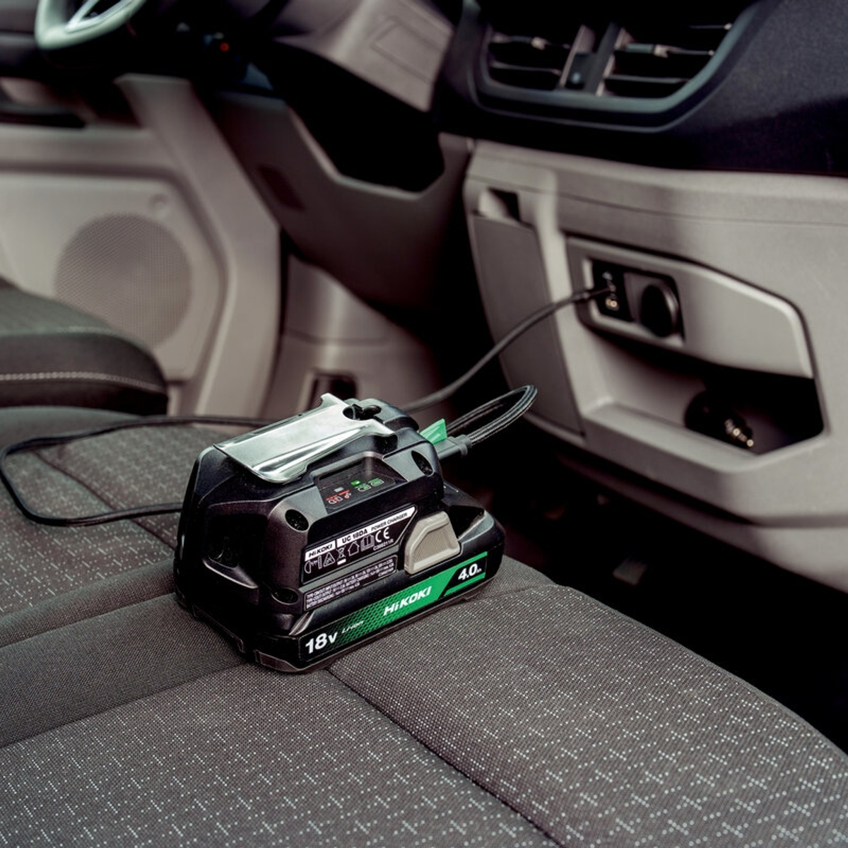 UC18DAW4Z - HiKOKI UC18DAW4Z 18V USB-adapter och laddare - Bild 6