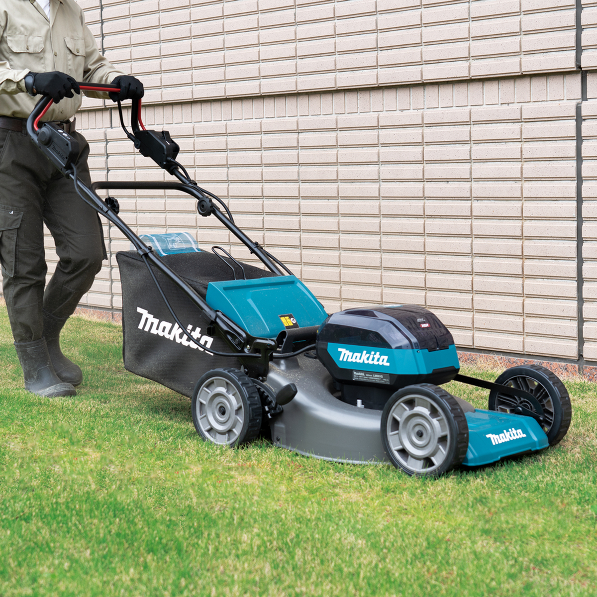 LM001GZ - Rasaerba Makita LM001GZ XGT 40V 480mm Semovente - Immagine 25