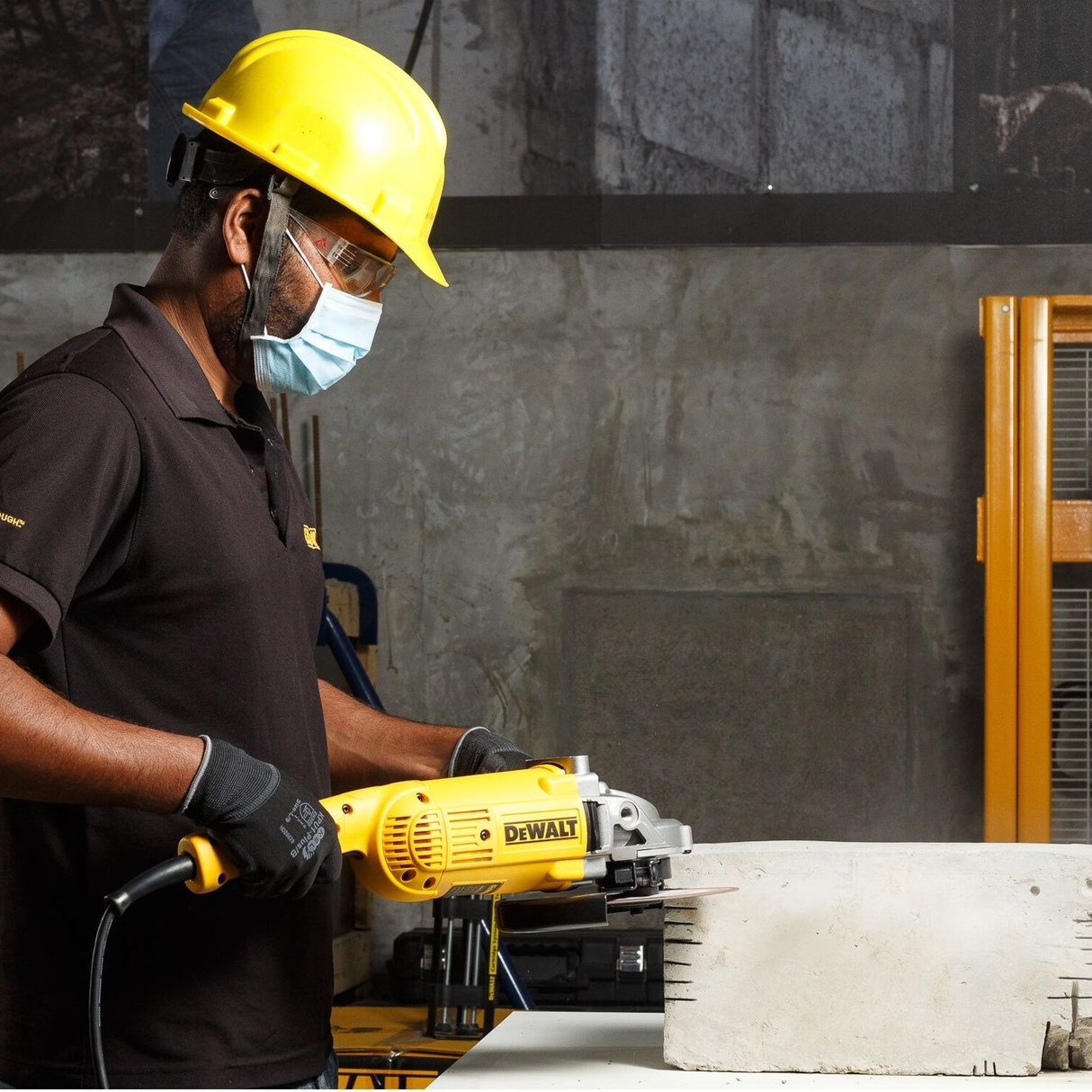 DWE492-QS - Grinder Dewalt DWE492-QS 230mm 2200W - Image 6