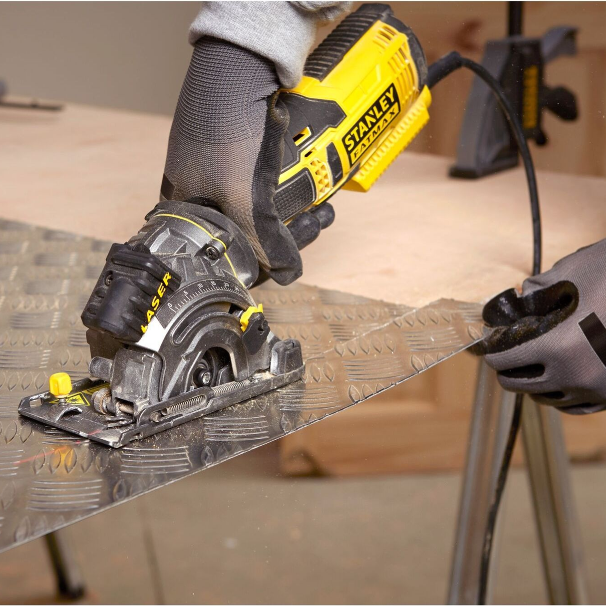 FME380K-QS - Stanley FatMax FME380K 650W Minicirkelsåg - Bild 9