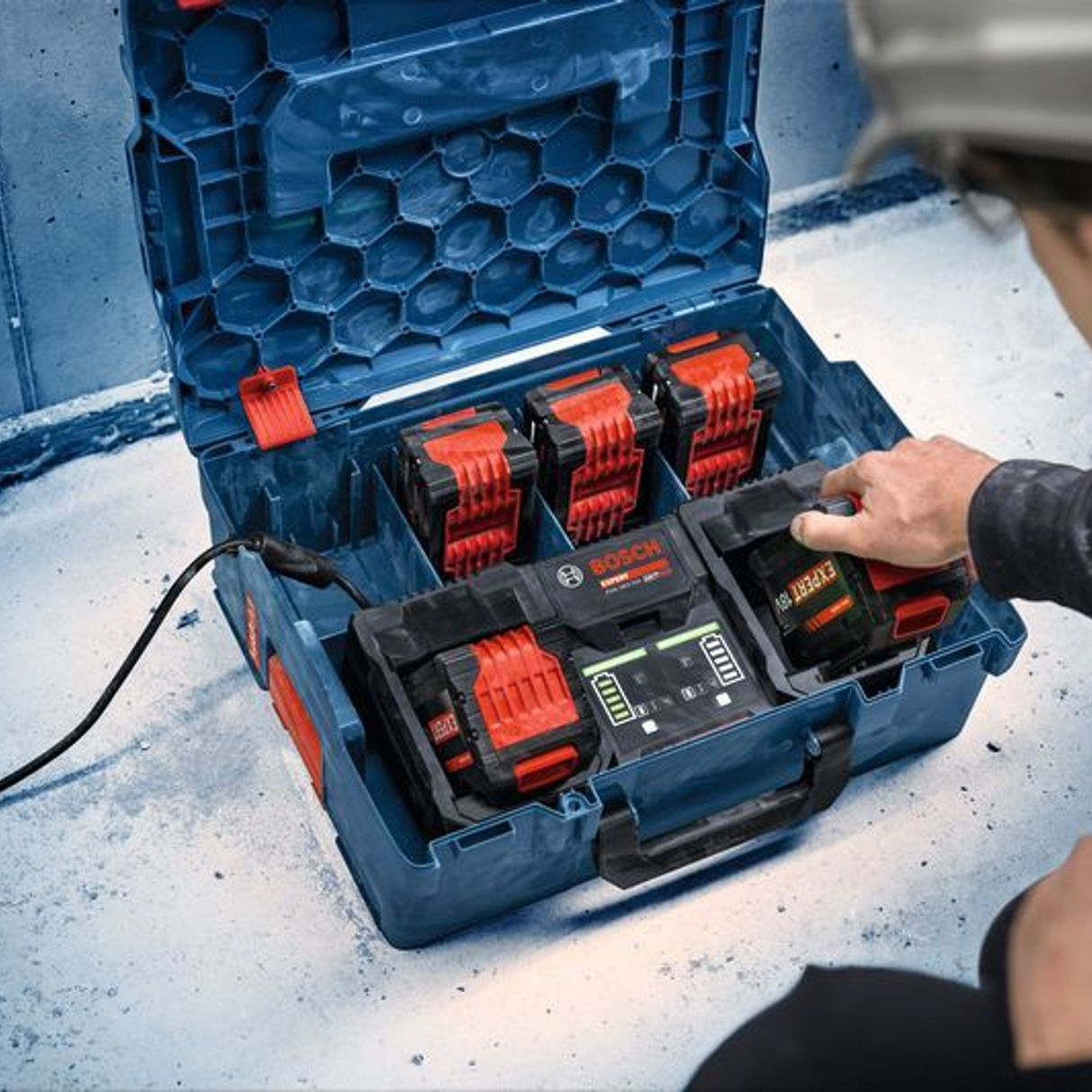 1600A02YG5 - Battery Charger Bosch Professional EXAL18V2-320 18V - Image 19