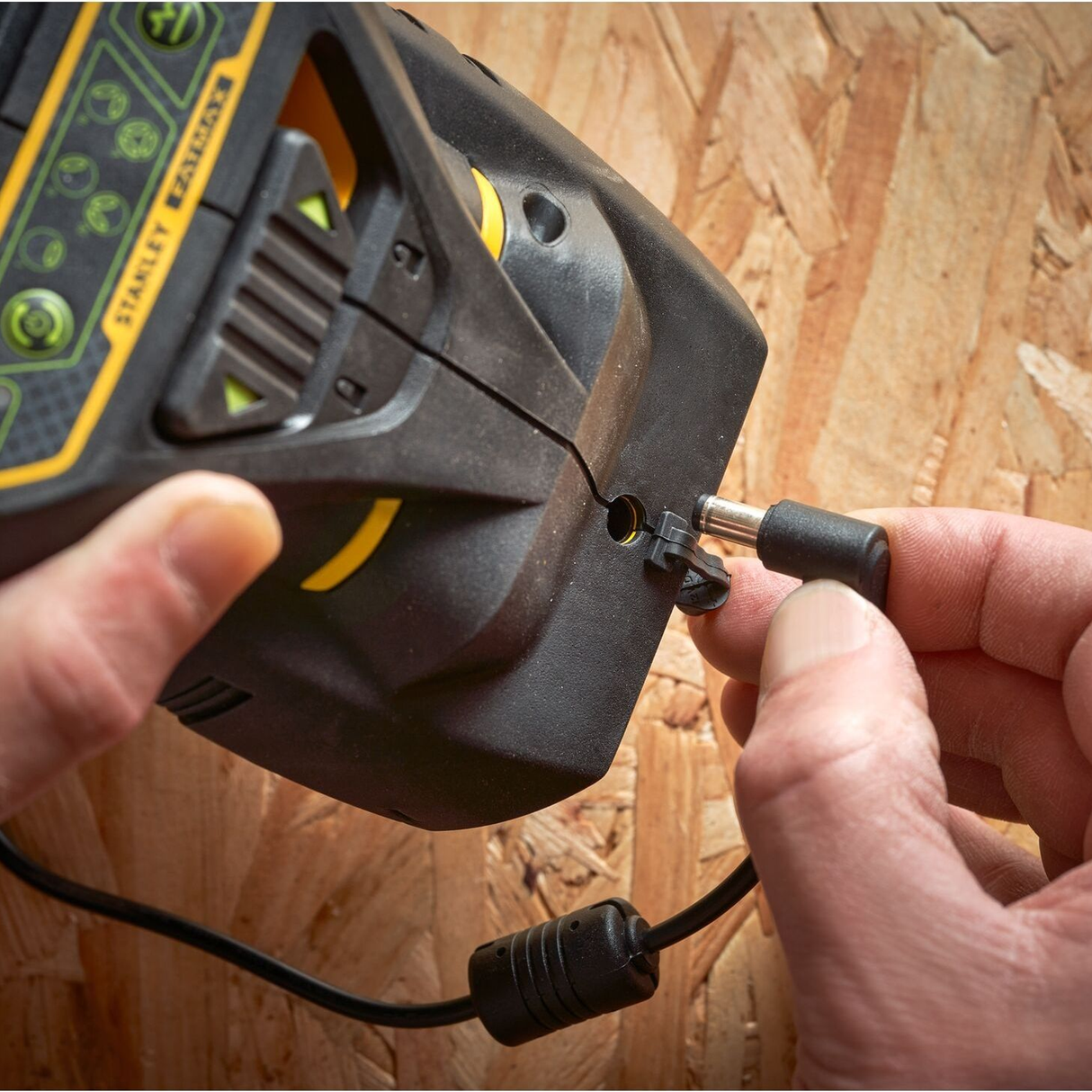 FMHT1-77356 - Laser Level Stanley FatMax X3G FMHT1-77356 Green Ray - Image 17