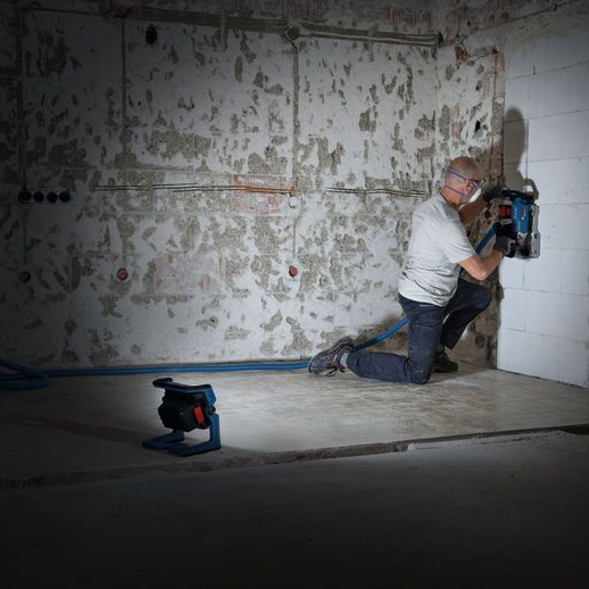 06019P5100 - Construction site light Bosch GLI18V-5000 PRO 18V - Image 23
