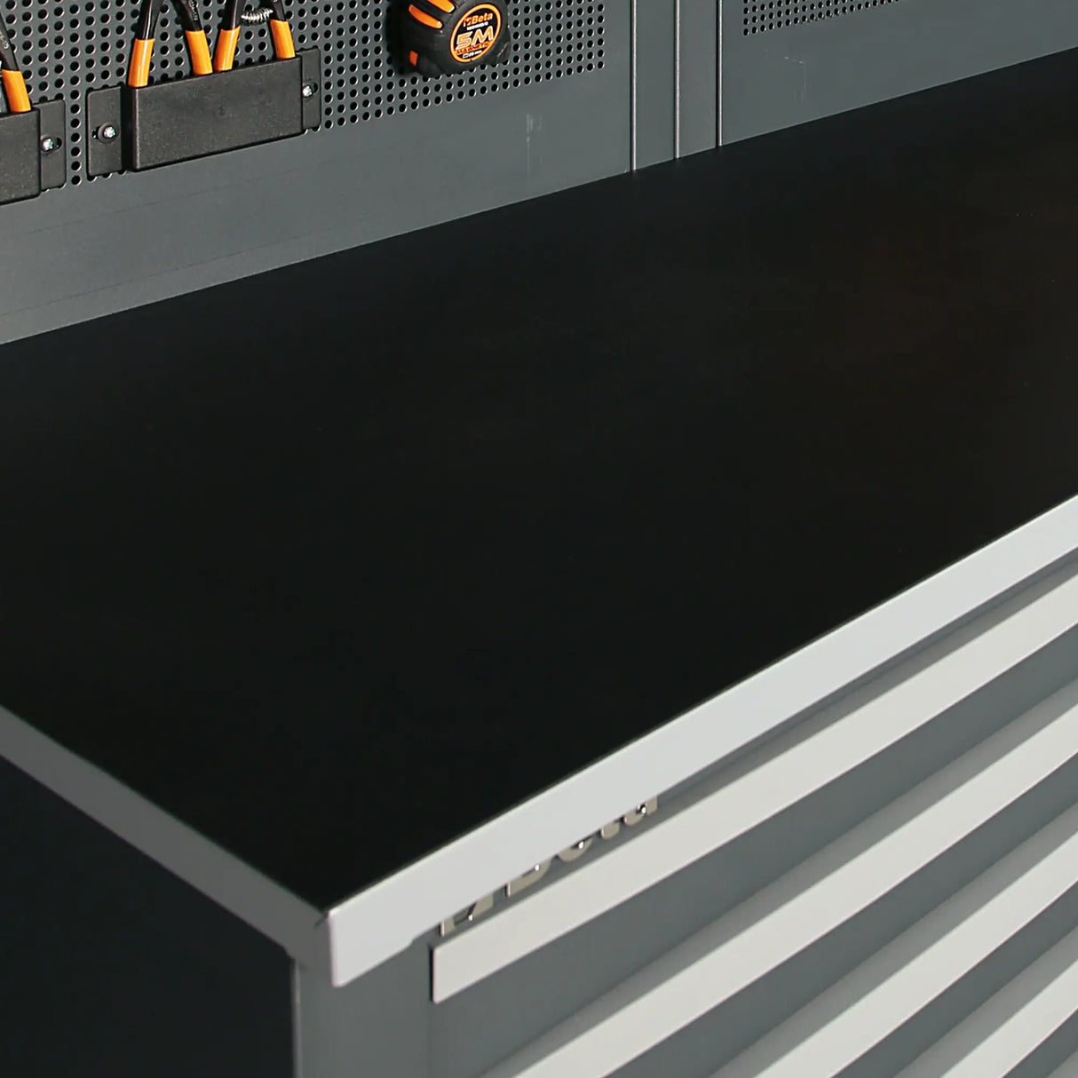 Arredo officina Beta RSC50 2.0 D con 224 Utensili Omaggio