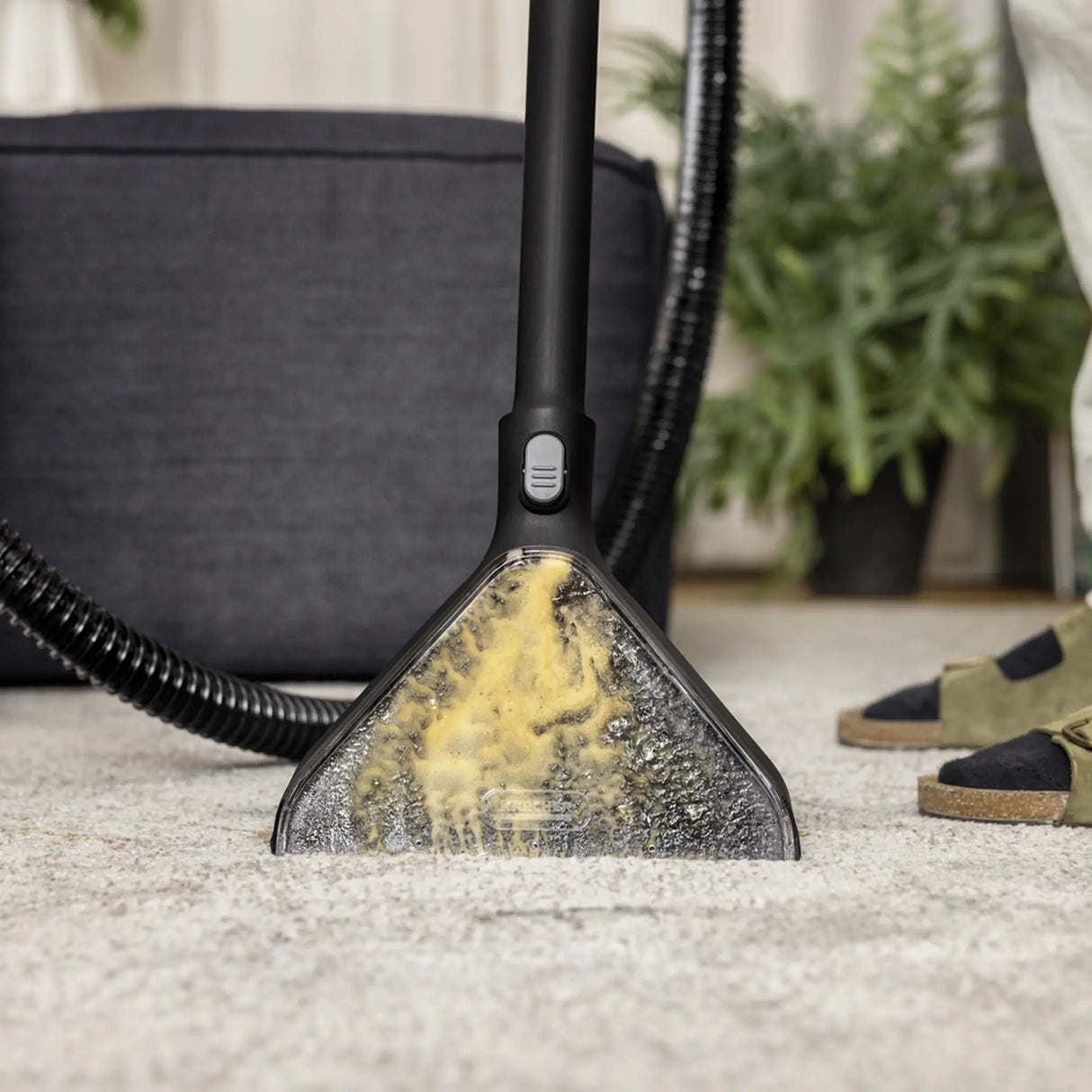 Lavatappeti Karcher SE 4 1000W