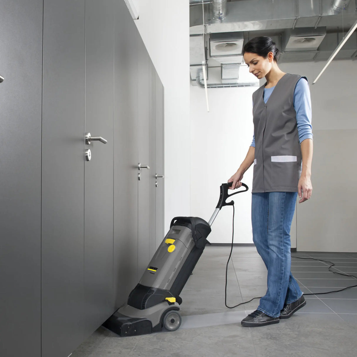 Lavasciuga Pavimenti Kärcher BR 30/4 C 820W