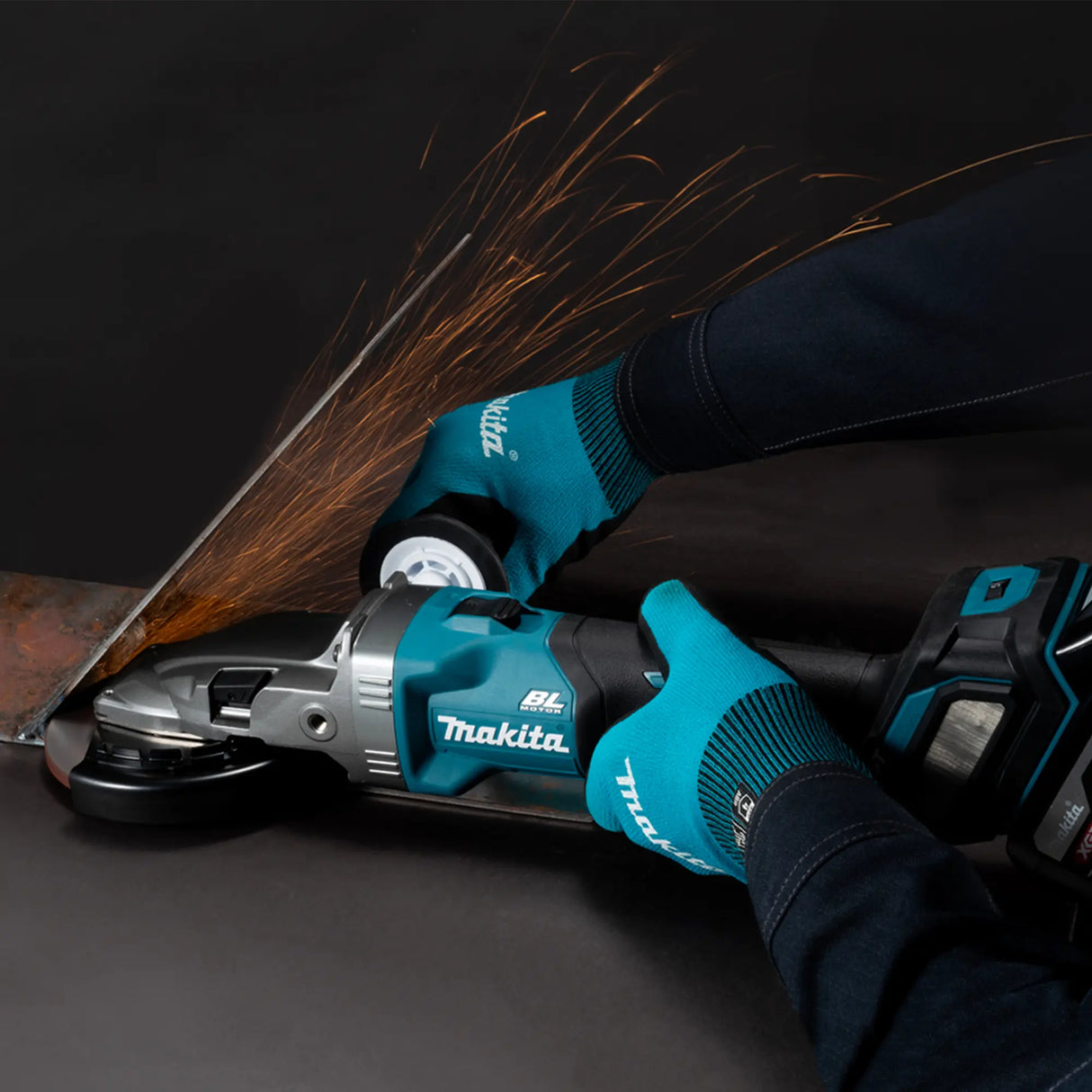 Smerigliatrice testa piatta Makita GA055GZ01 40V