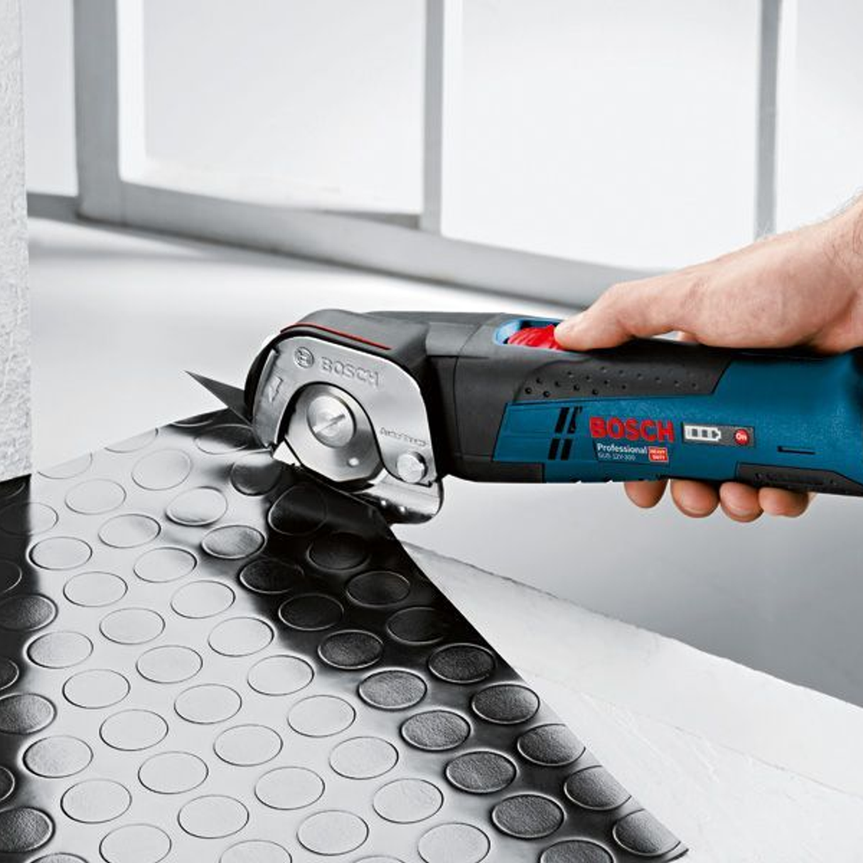 06019B2905 - Universal Shears Bosch Professional GUS 10.8 V-LI PRO 12V - Image 17