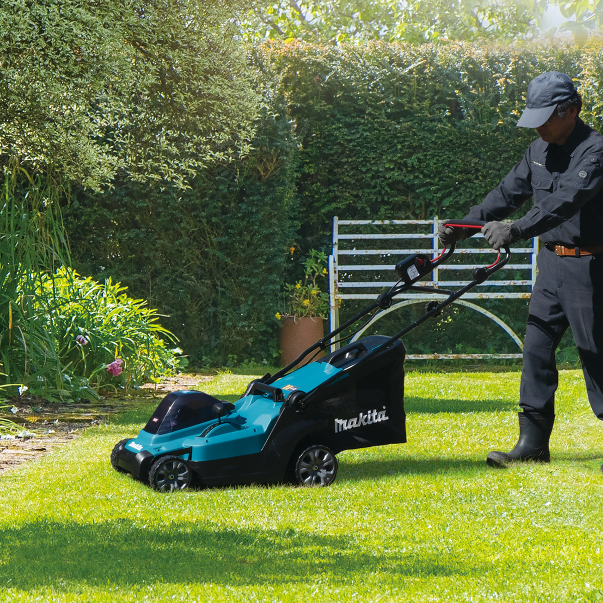 LM003GM103 - Makita LM003GM103 XGT 40V 380mm Sladdlös Gräsklippare - Bild 19